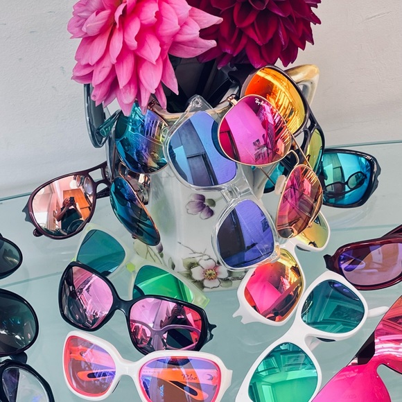 Perfect Day For A New Pair of Sunglasses!!!! - Picture 7 of 8